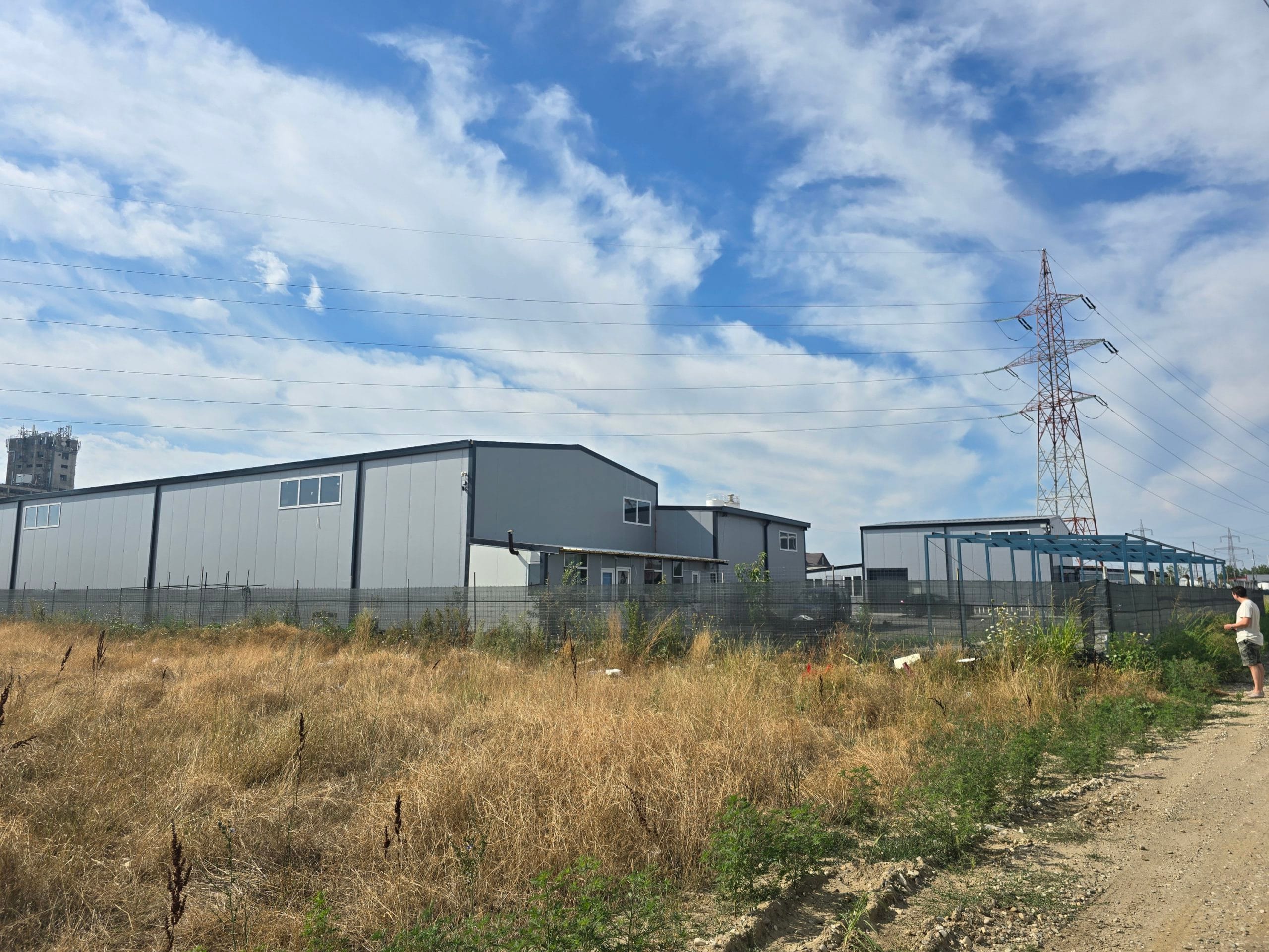 20250806_100918_resized