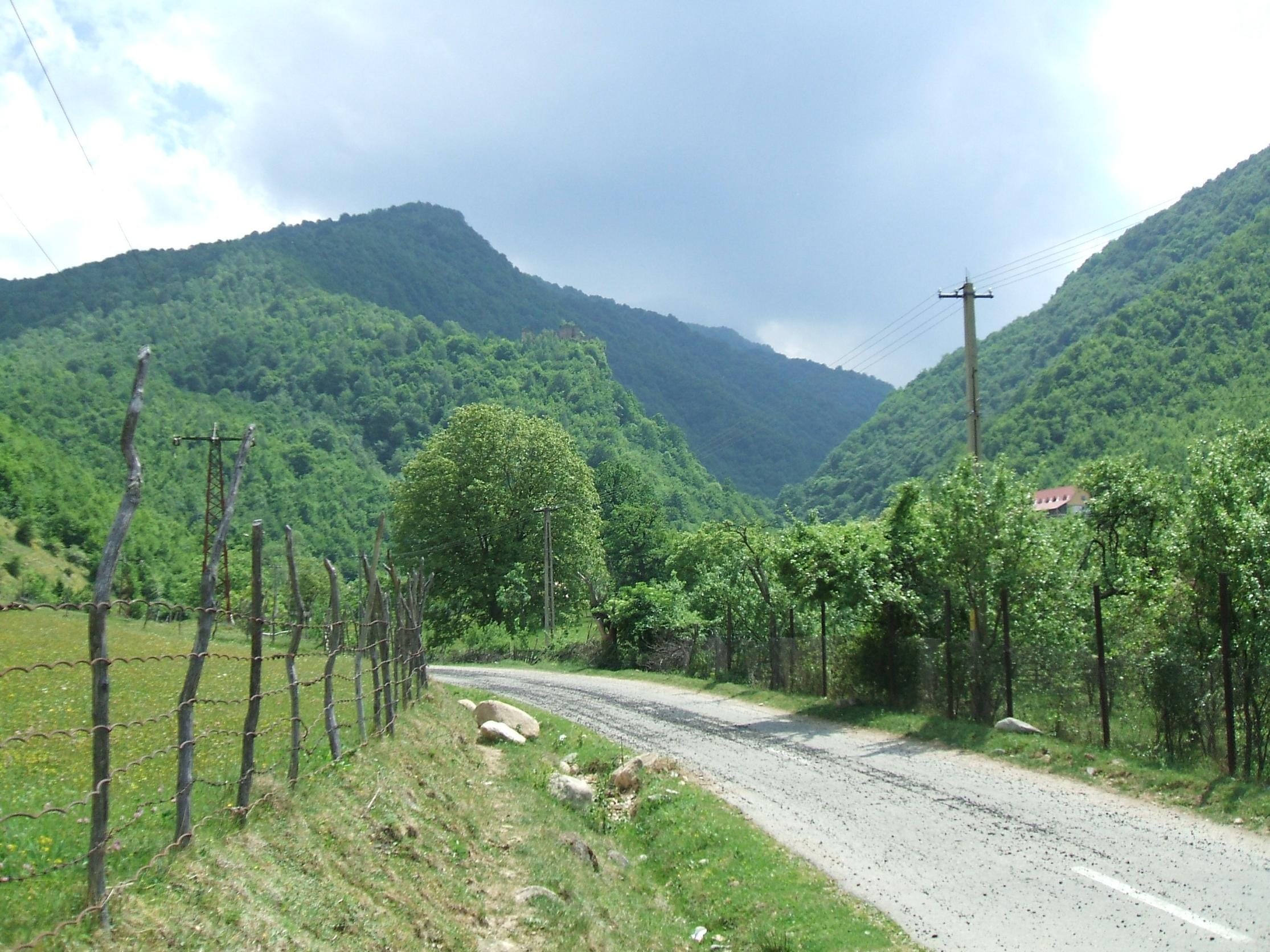 intrarea-pe-valea-rausorului