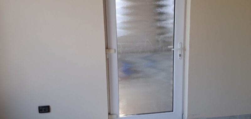1000084135