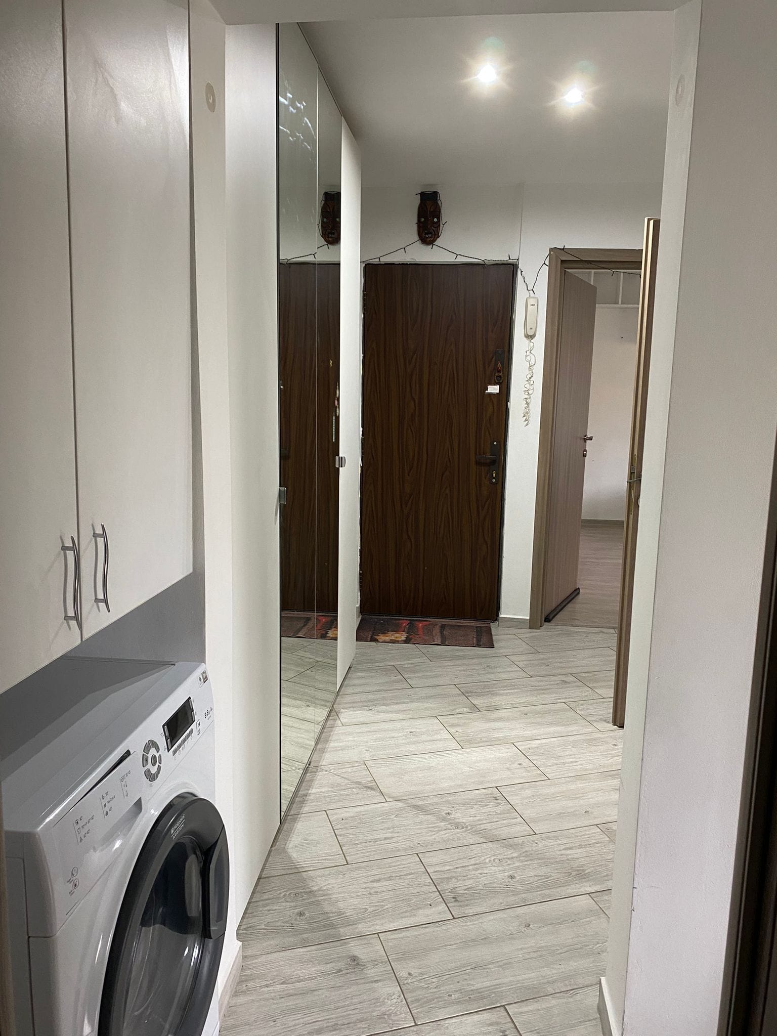 1d52b301-1cd0-4968-b990-bde6a6c31d50