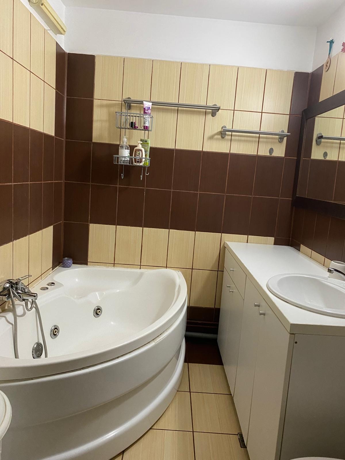 WhatsApp-Image-2025-10-14-at-01.45.43