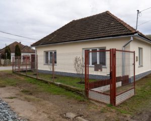 45359680-000f-42fd-9361-967a644fde38