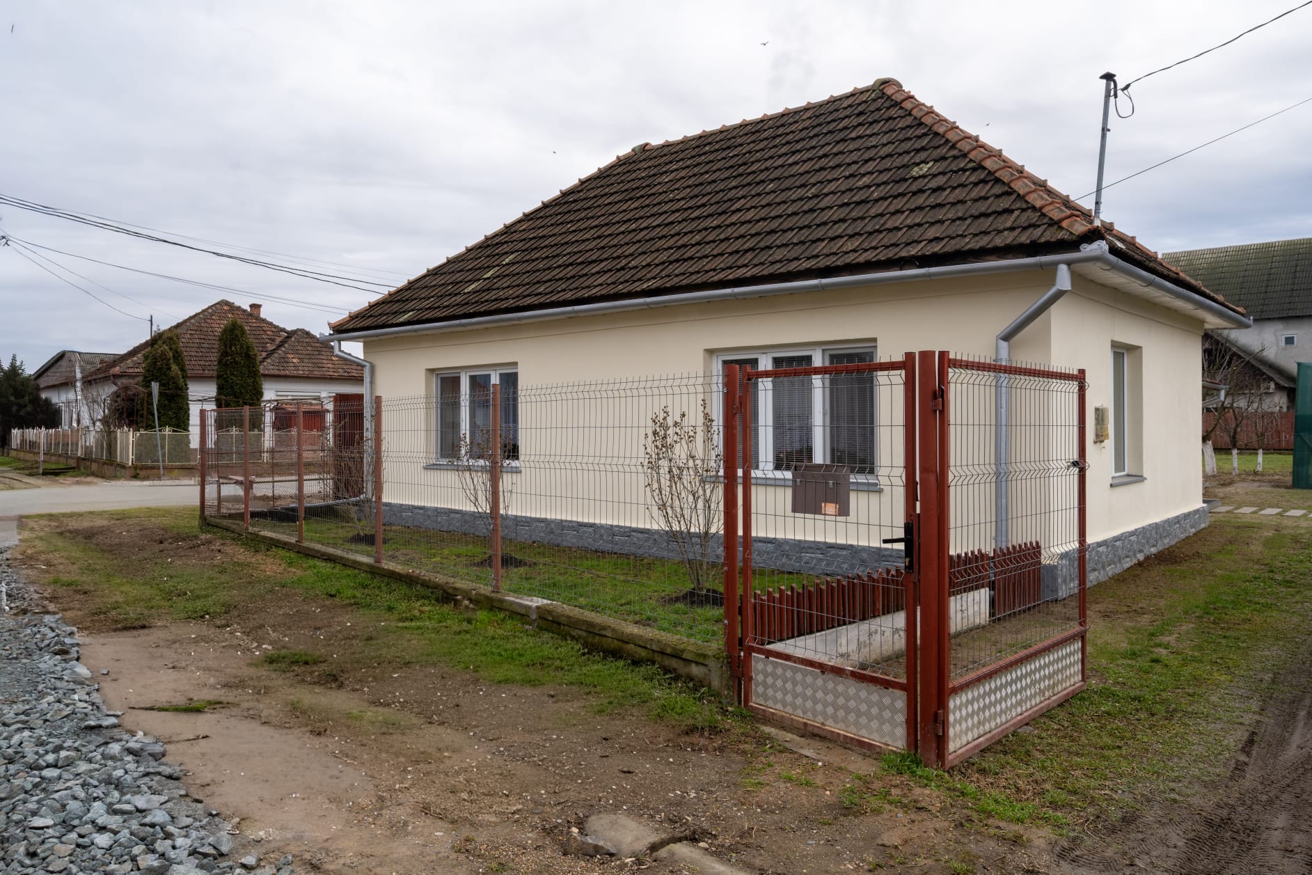 45359680-000f-42fd-9361-967a644fde38