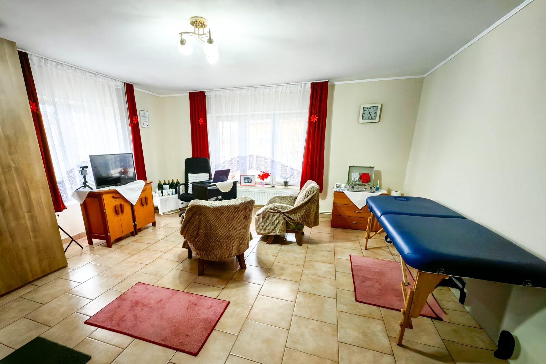 720a83b9-9667-4655-bb80-ad83a01c70ce