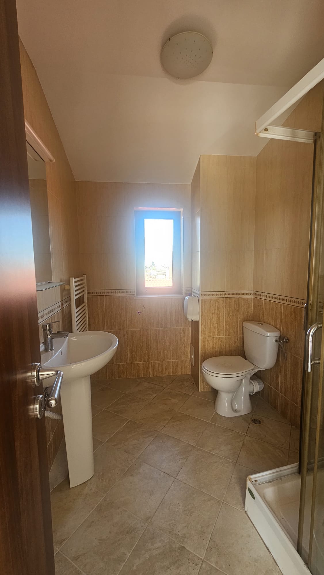 WhatsApp-Image-2026-04-22-at-09.11.21-4